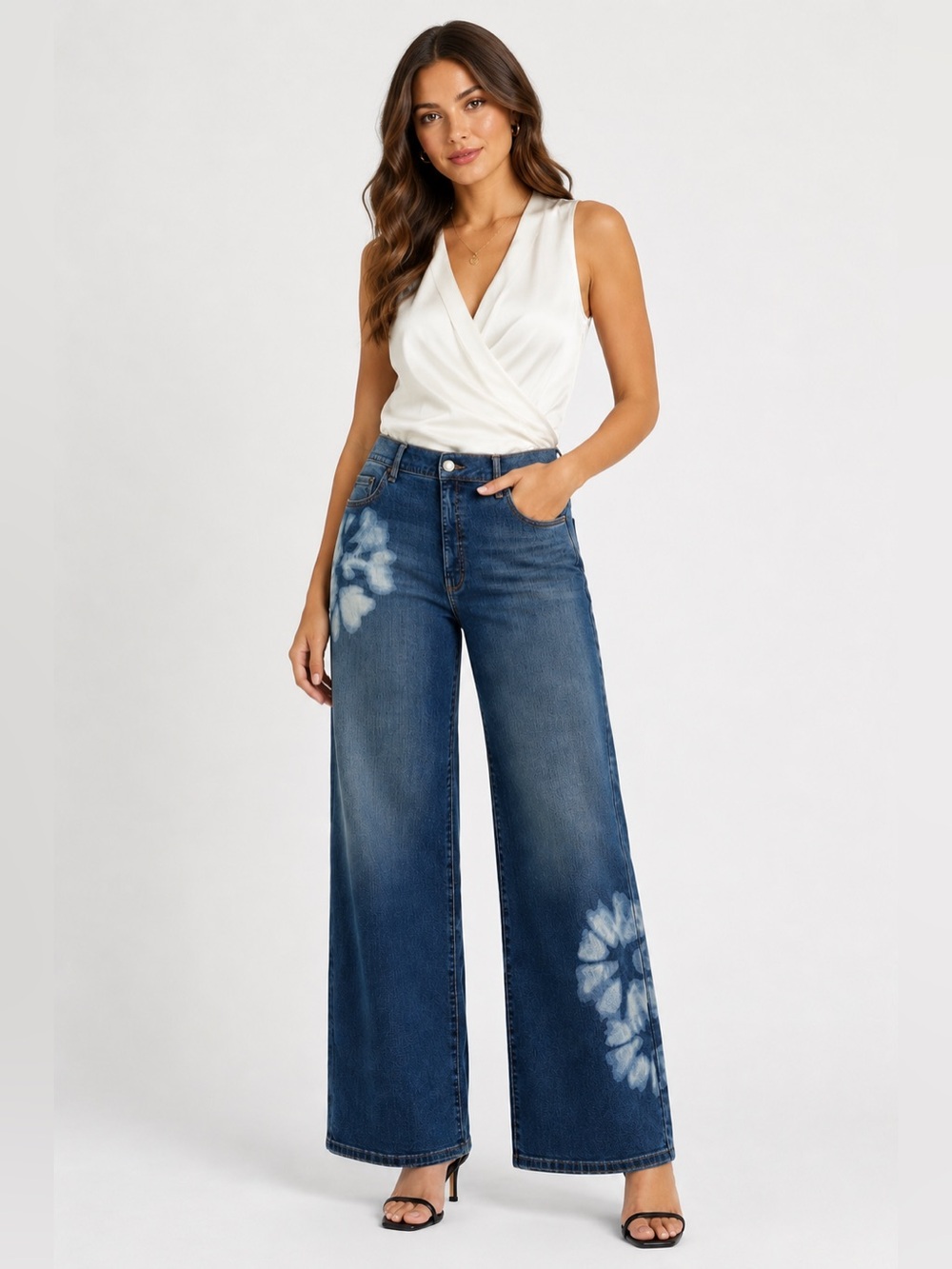 NWT Jessica Simpson Women's Mid-Rise Relaxed Straight-Leg Jeans, size: 6